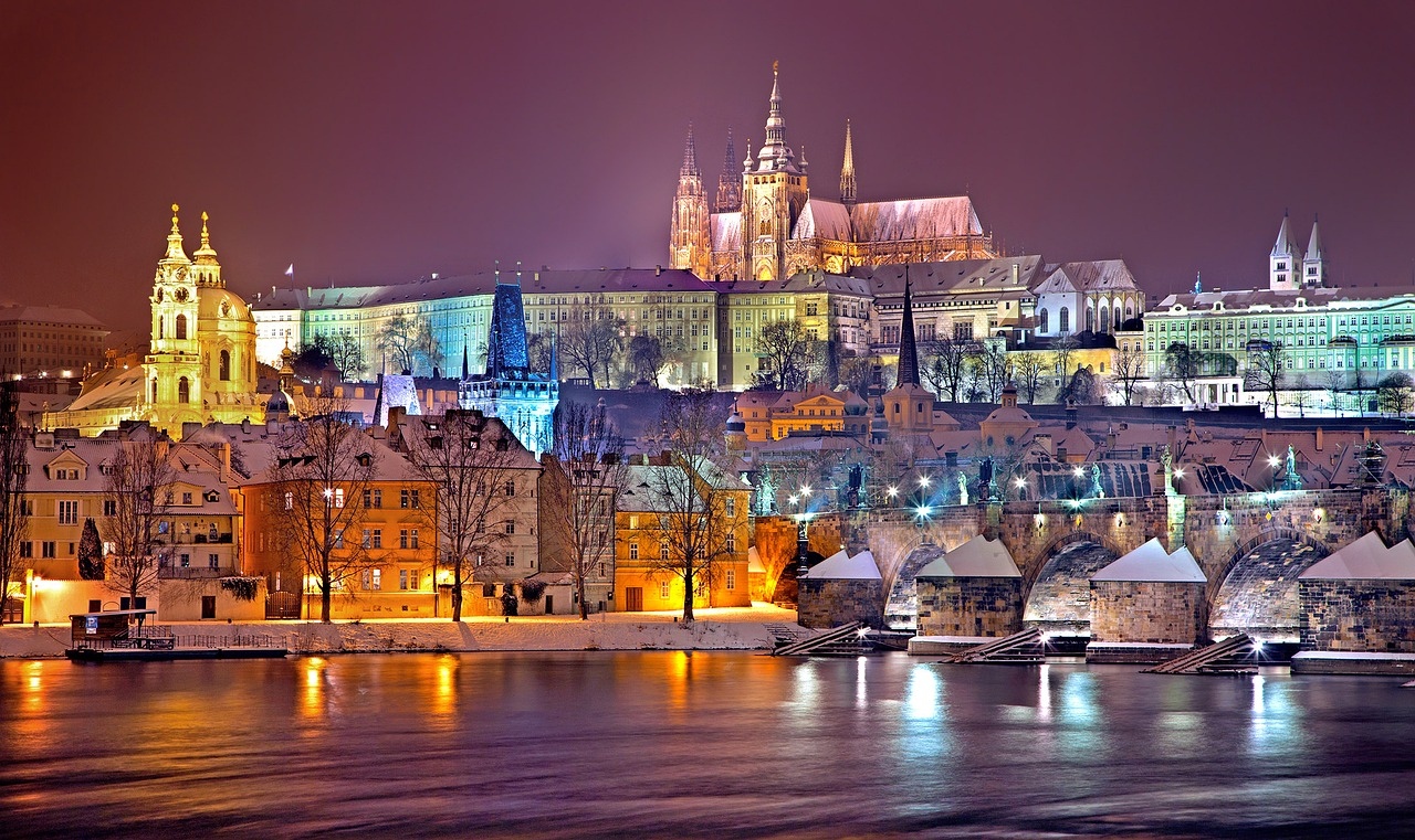 https://viajescanals.com/viajes/assets/upload/c8.jpg