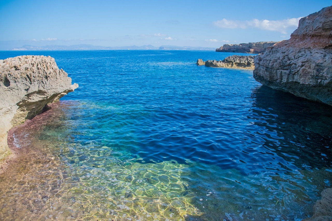 https://viajescanals.com/viajes/assets/upload/d19.jpg