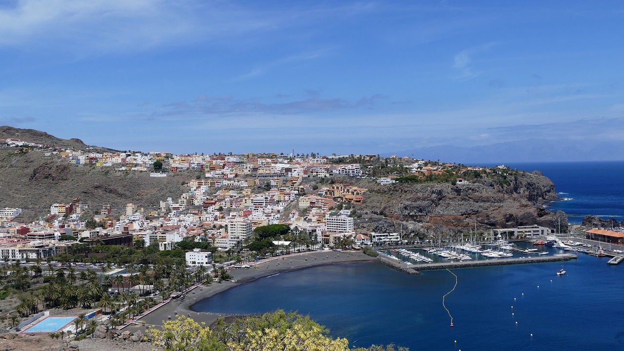 https://viajescanals.com/viajes/assets/upload/d30.jpg