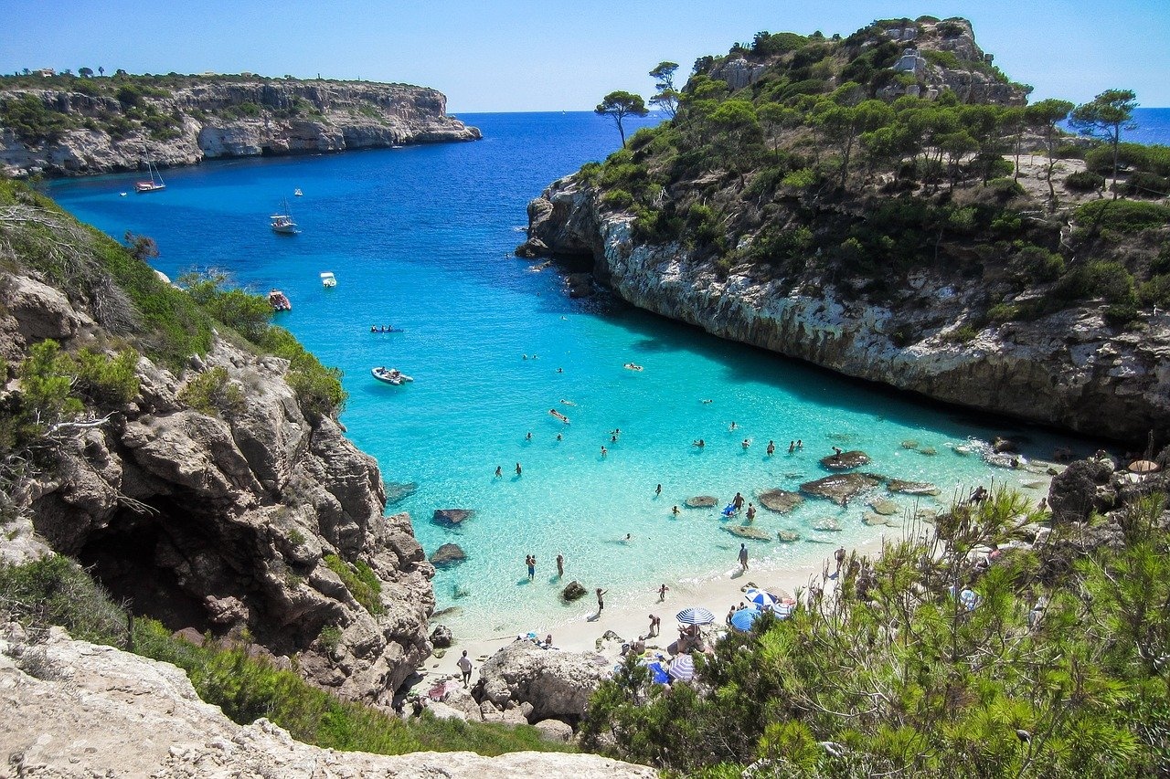 https://viajescanals.com/viajes/assets/upload/d40.jpg