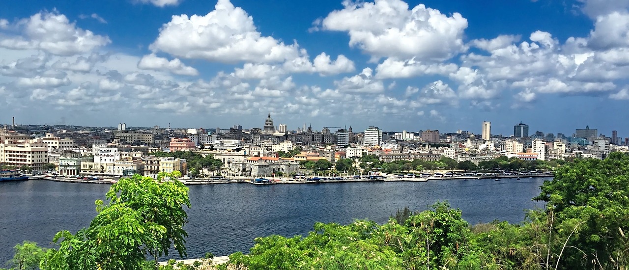 https://viajescanals.com/viajes/assets/upload/d4187.jpg