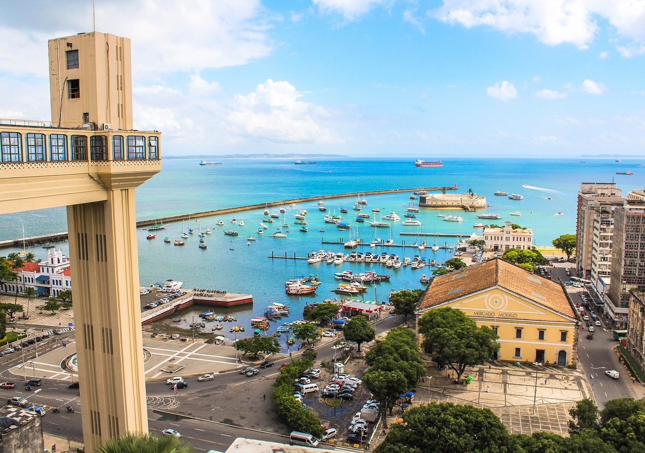 https://viajescanals.com/viajes/assets/upload/p30.jpg